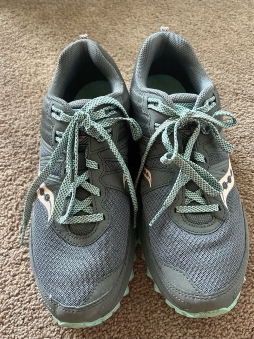 Saucony Women's Gray with Mint Lace-Up Running Shoes